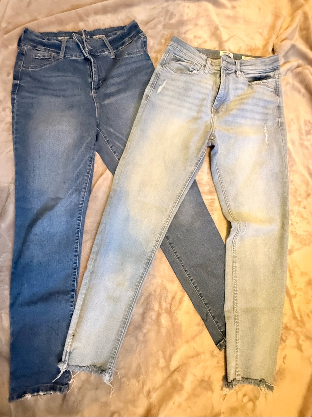 Bundle two pair  Light Blue Slim and dark blue capris